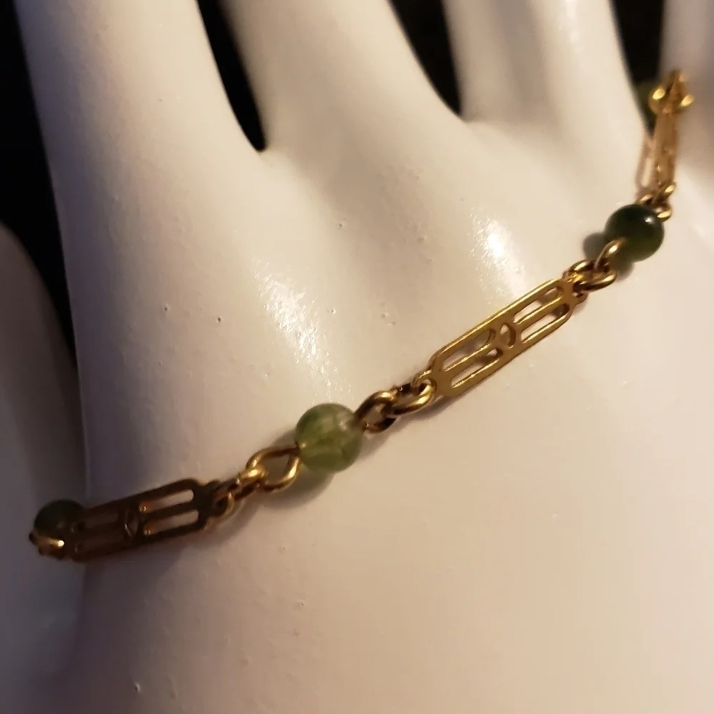 Avon Child's Bracelet Girl Small Gold Tone Green